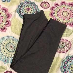 Girls stripped leggings